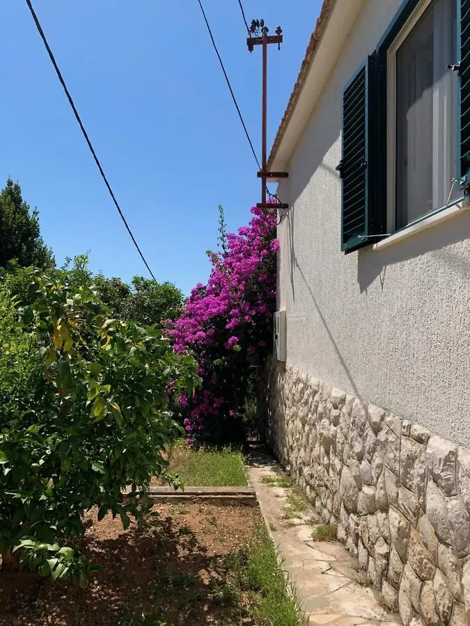 Studio Apartment Mao Trogir