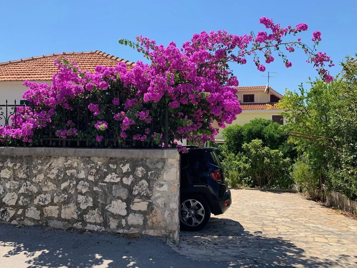 Studio Apartment Mao Trogir