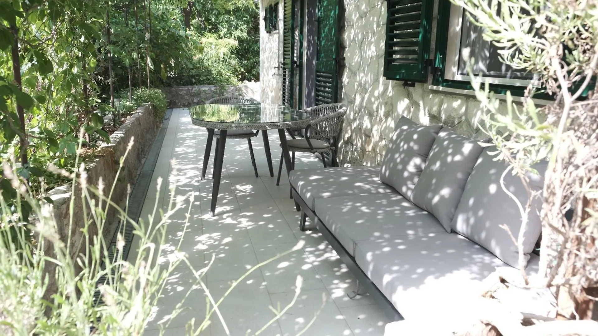 Studio Apartment Mao Trogir 0*,