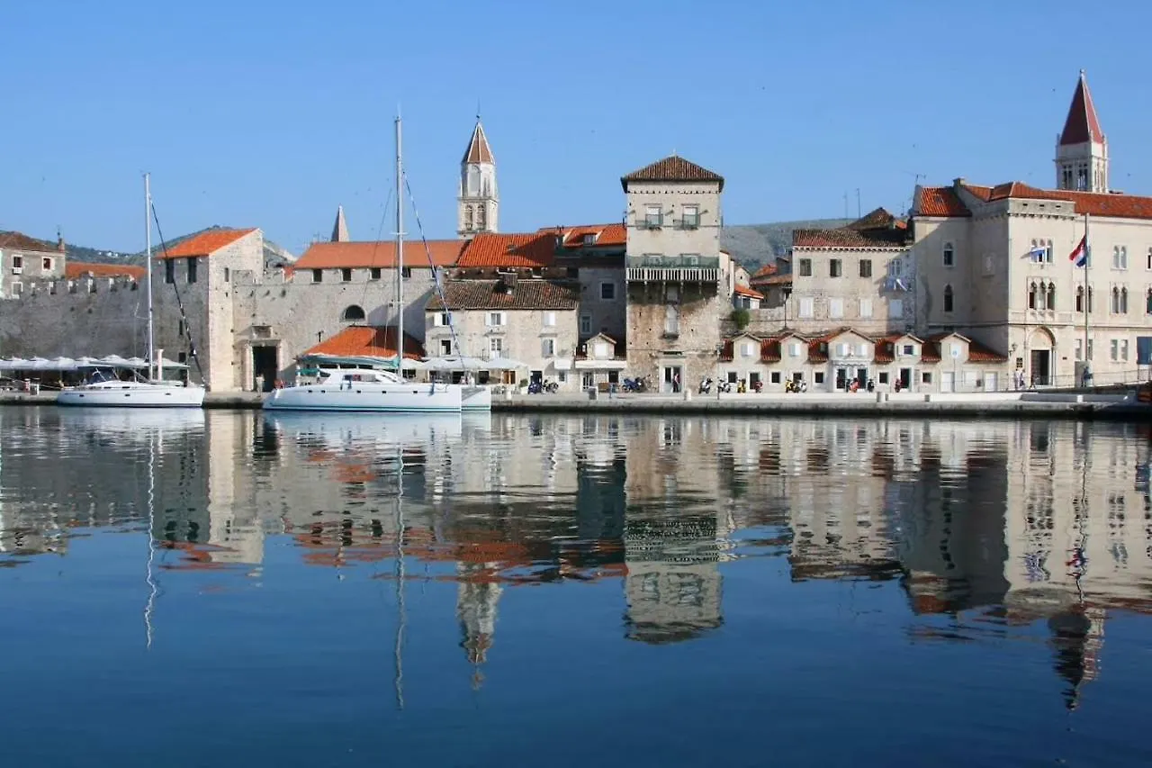 Studio Apartment Mao Trogir