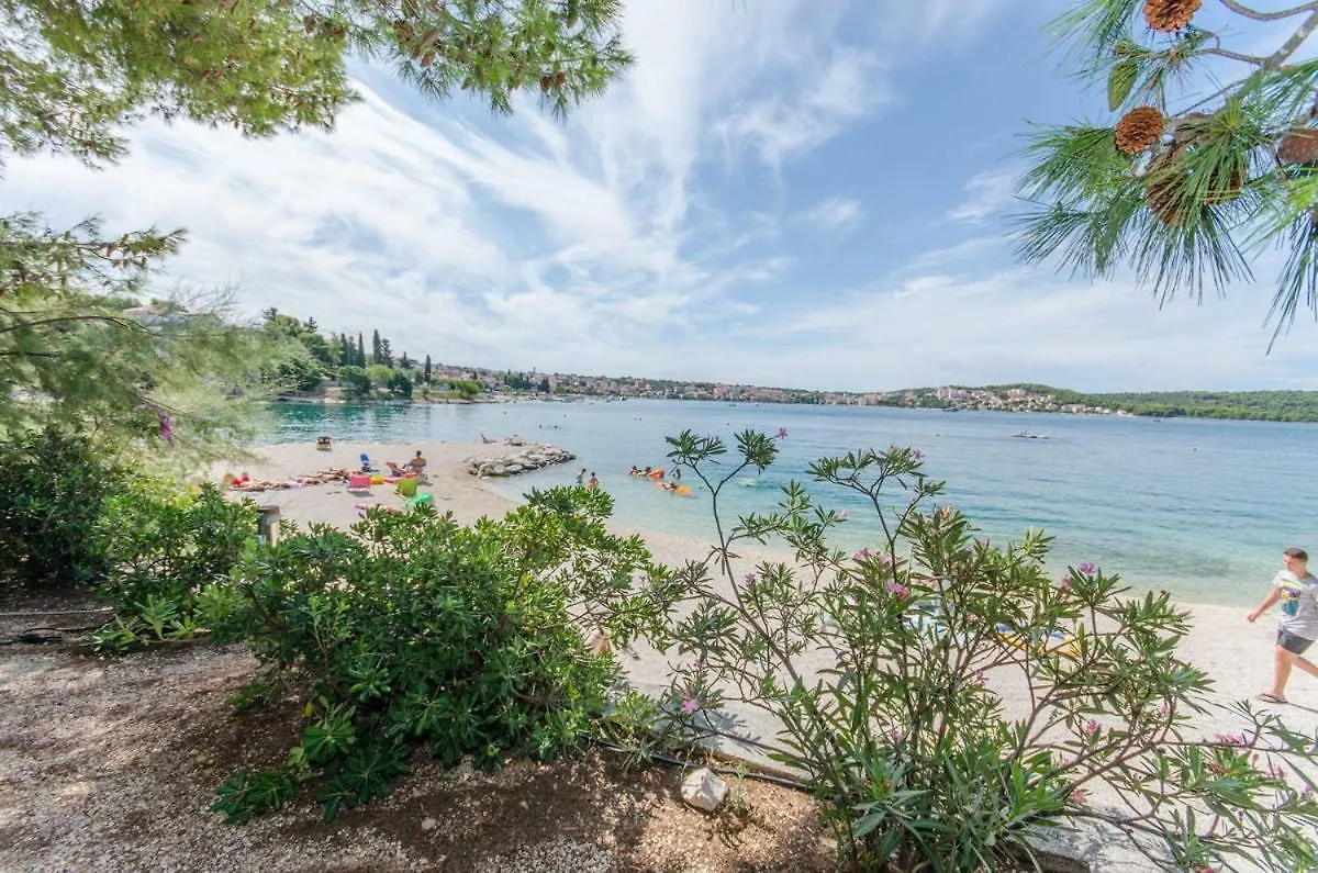 Studio Apartment Mao Trogir Croatia