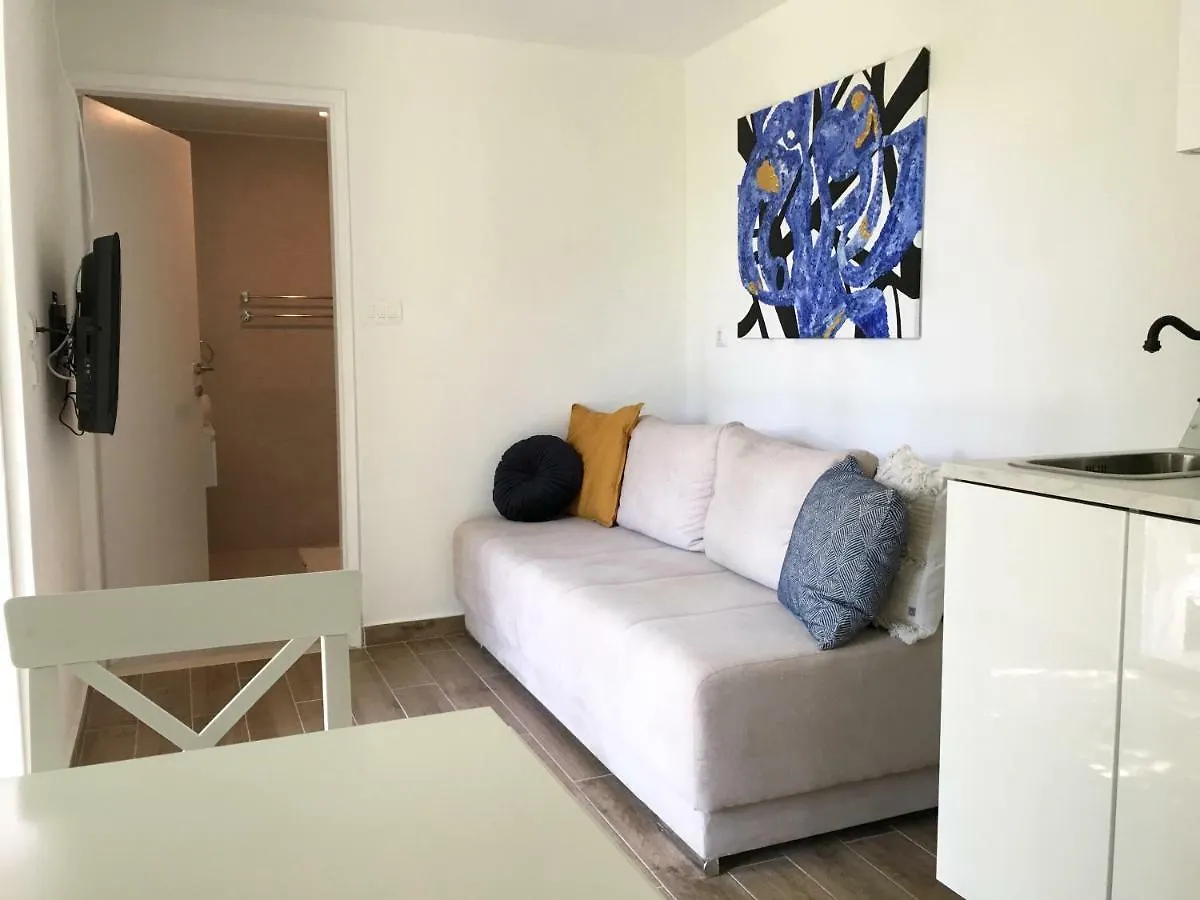 Studio Apartment Mao Trogir