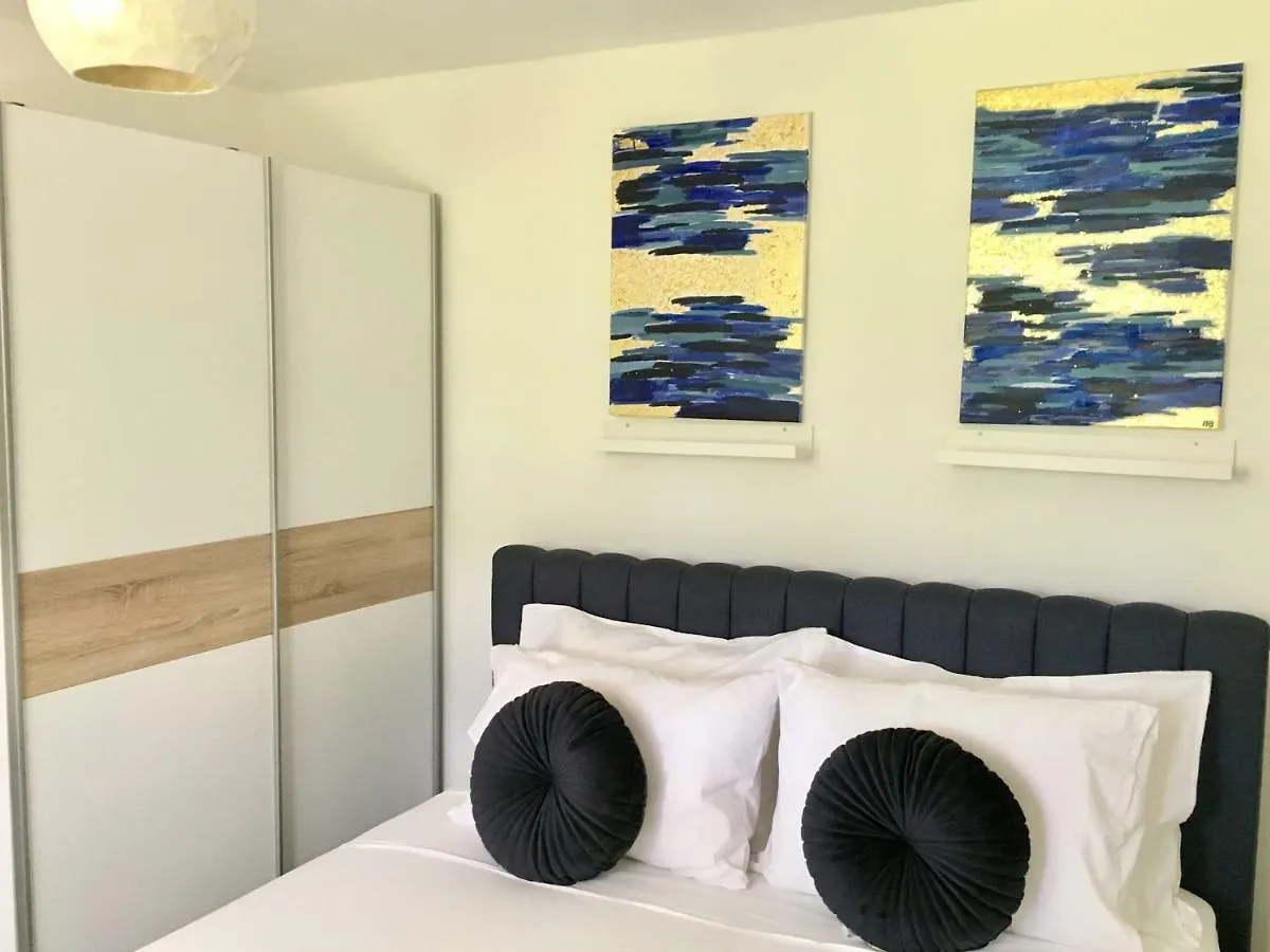 Studio Apartment Mao Trogir