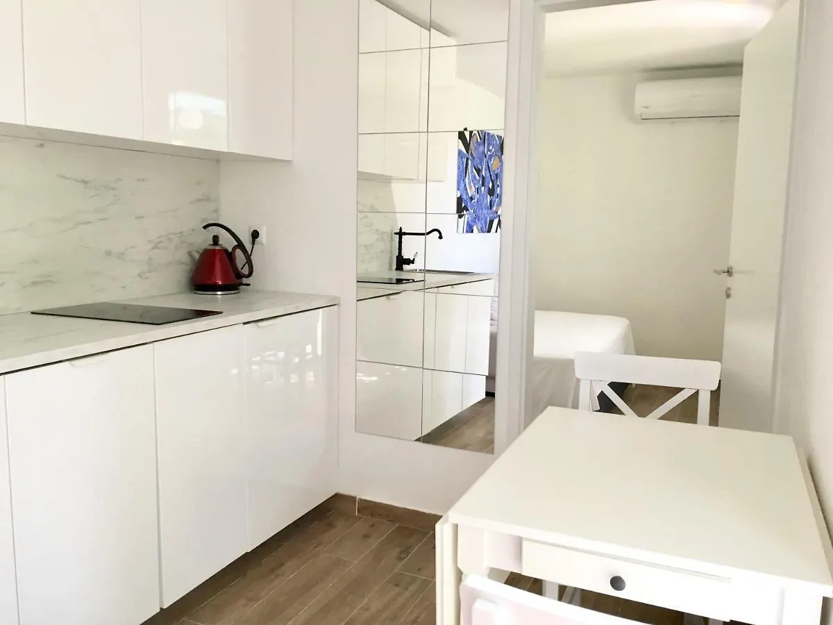 Studio Apartment Mao Trogir